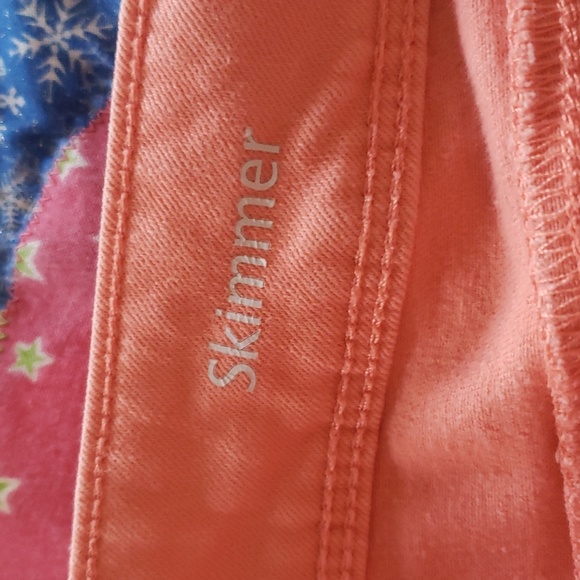 Gloria Vanderbilt stretch capris - Picture 6 of 7